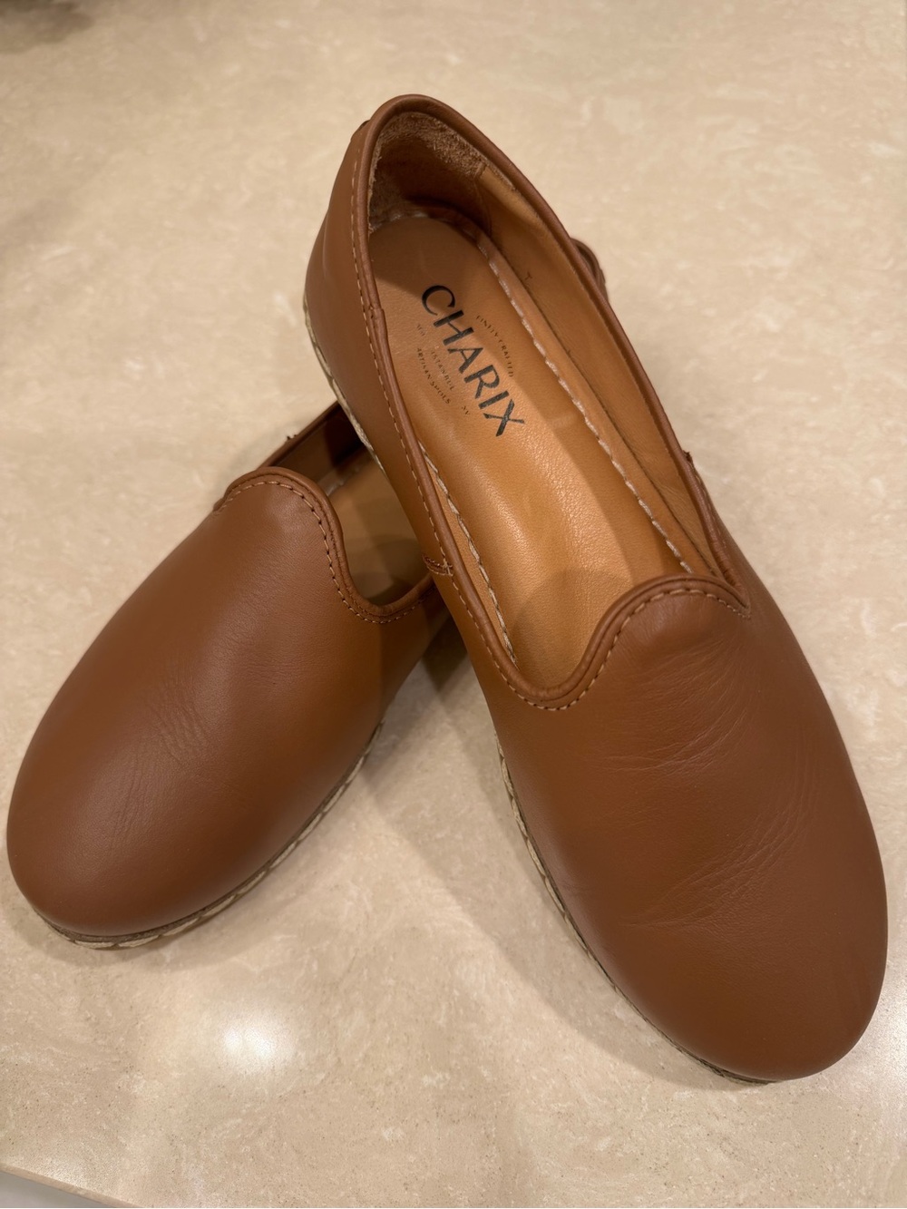 CHARIX Camel Leather Loafers — Smooth Casual Flats